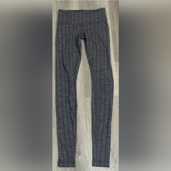 Lululemon Leggings - Picture 1 of 4